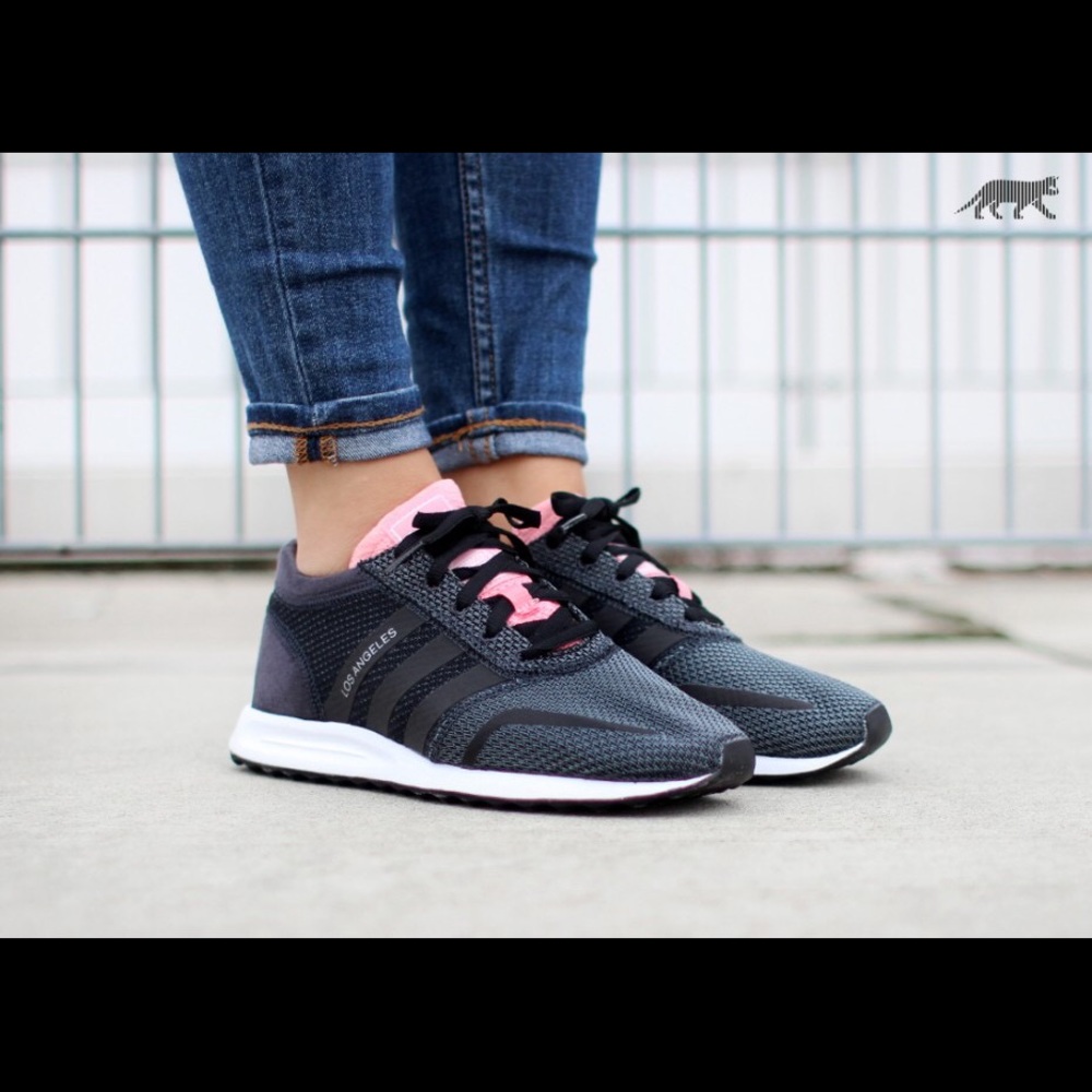 ADIDAS LOS ANGELES BRAND NEW SNEAKERS